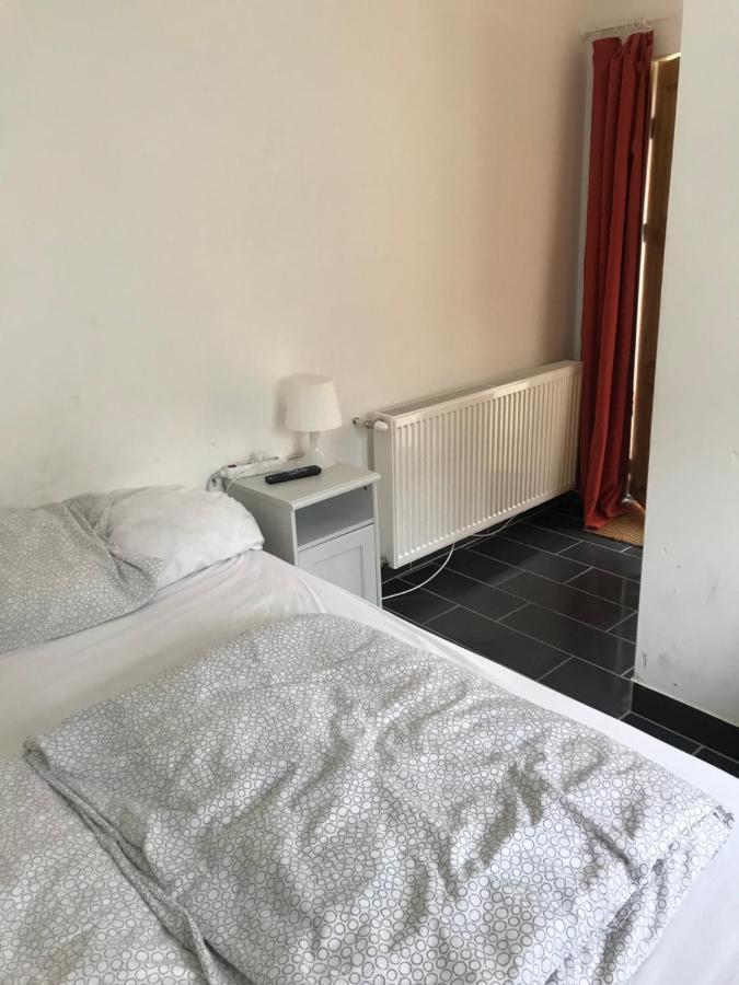 Kerti Franciaagyas Apartman Vác Εξωτερικό φωτογραφία